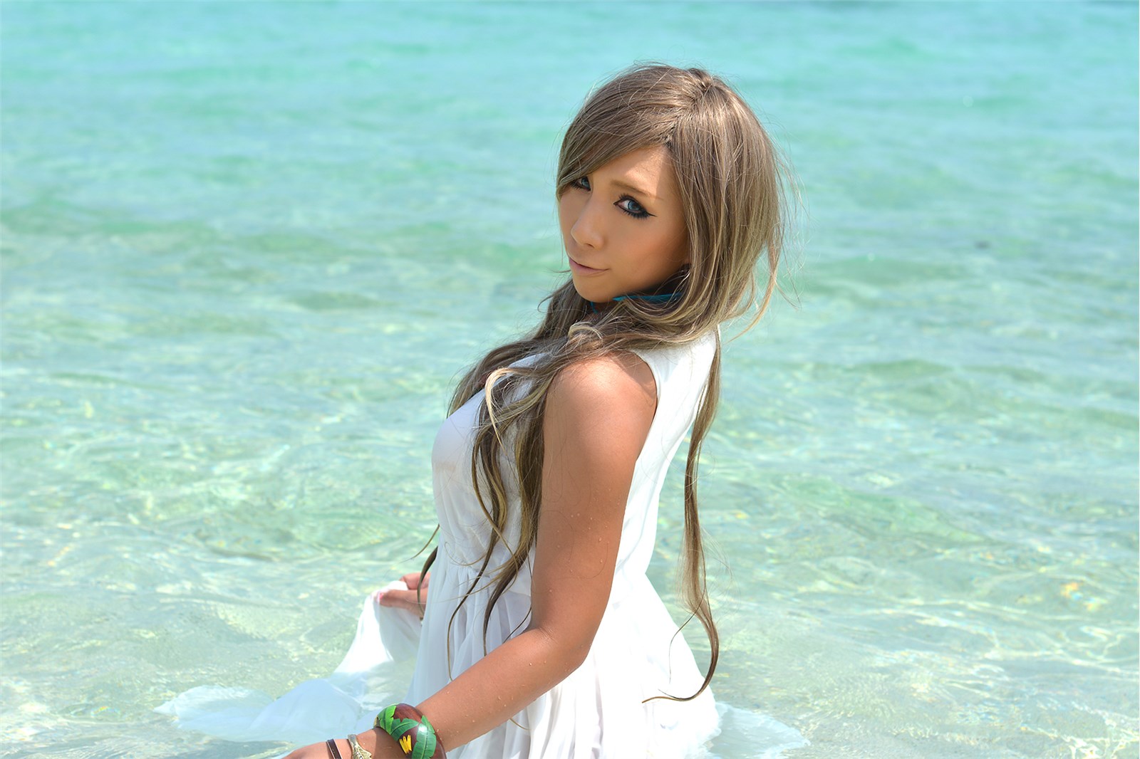 Gyaru animation reality show: bikini exposed by non luxury beach(16)