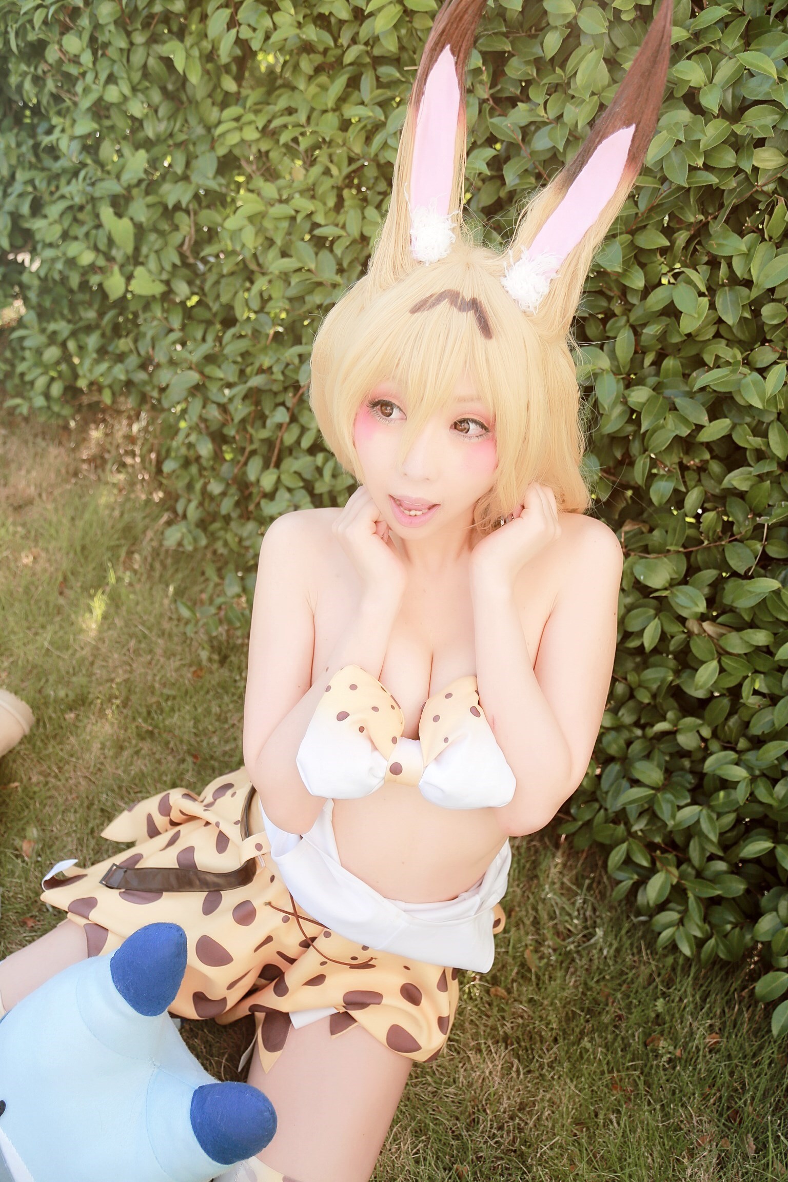 Japanese cosplayer shows a very cold and lovely cat girl(55)