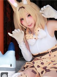Japanese cosplayer shows a very cold and lovely cat girl(14)