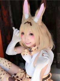Japanese cosplayer shows a very cold and lovely cat girl(32)