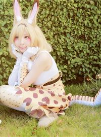 Japanese cosplayer shows a very cold and lovely cat girl(40)