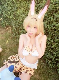 Japanese cosplayer shows a very cold and lovely cat girl(55)