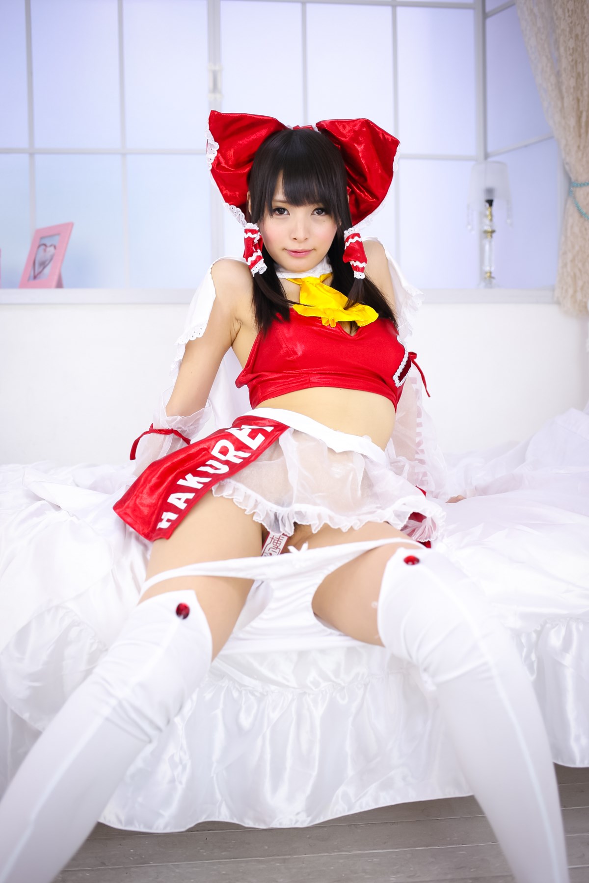 The slovenly Reimu ero Cosplay by mihono sakou(15)