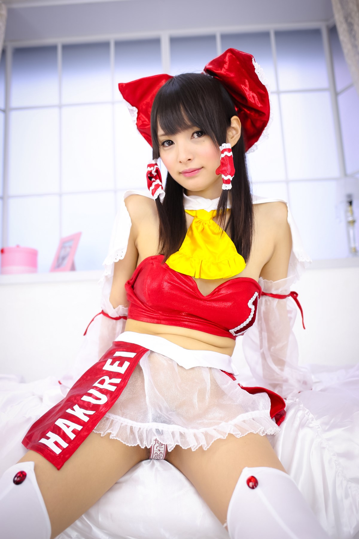 The slovenly Reimu ero Cosplay by mihono sakou(22)