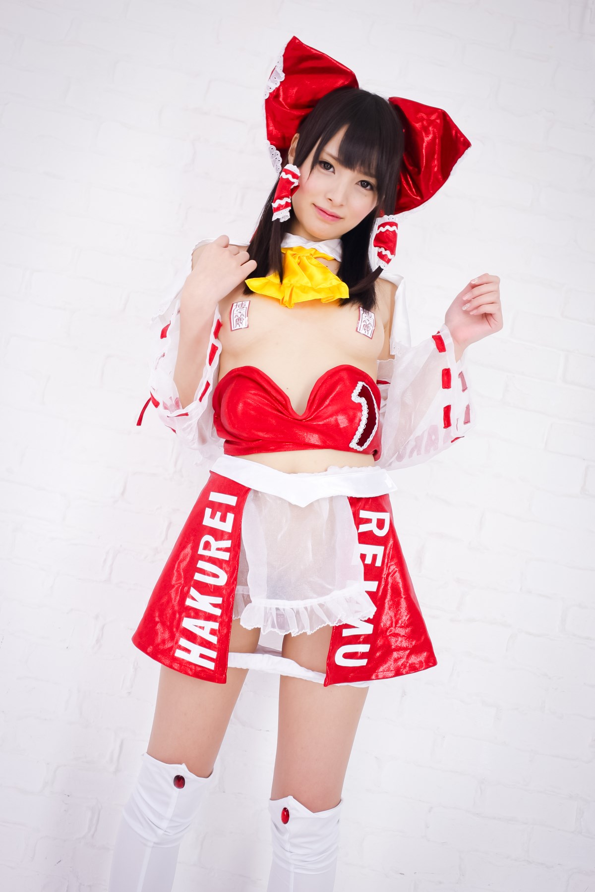 The slovenly Reimu ero Cosplay by mihono sakou(23)