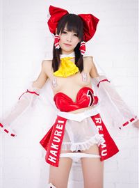 The slovenly Reimu ero Cosplay by mihono sakou(32)