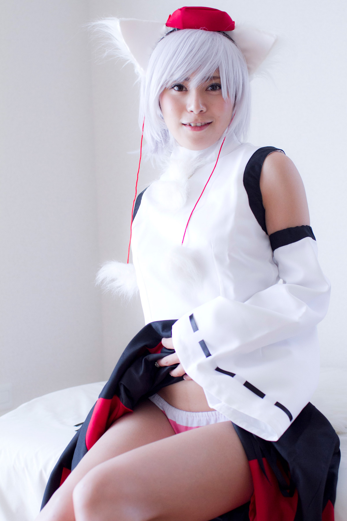 Hell world famous bullet shooting Touhou has received quite a thrill from ero Cosplay by a yuan(27)