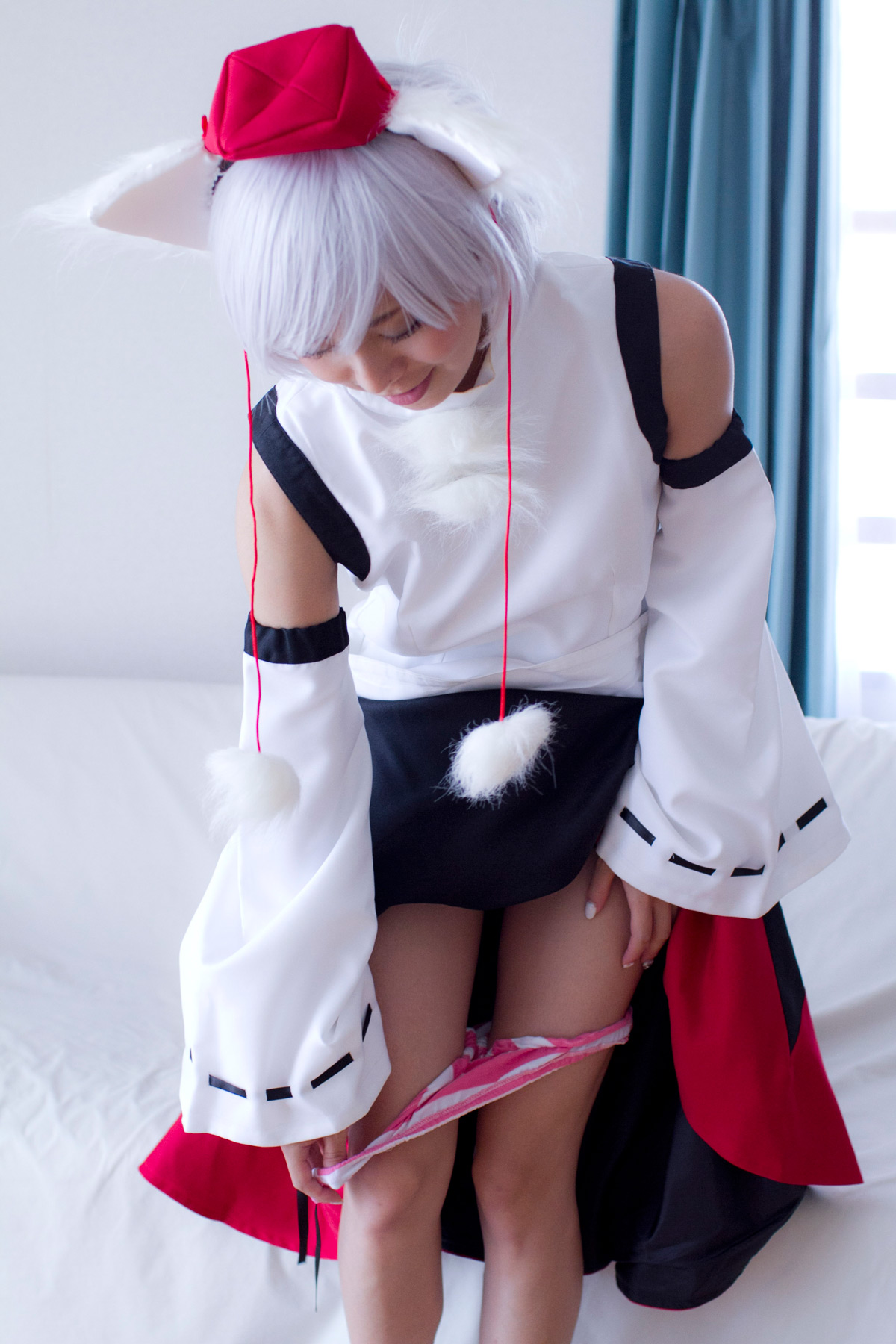 Hell world famous bullet shooting Touhou has received quite a thrill from ero Cosplay by a yuan(36)