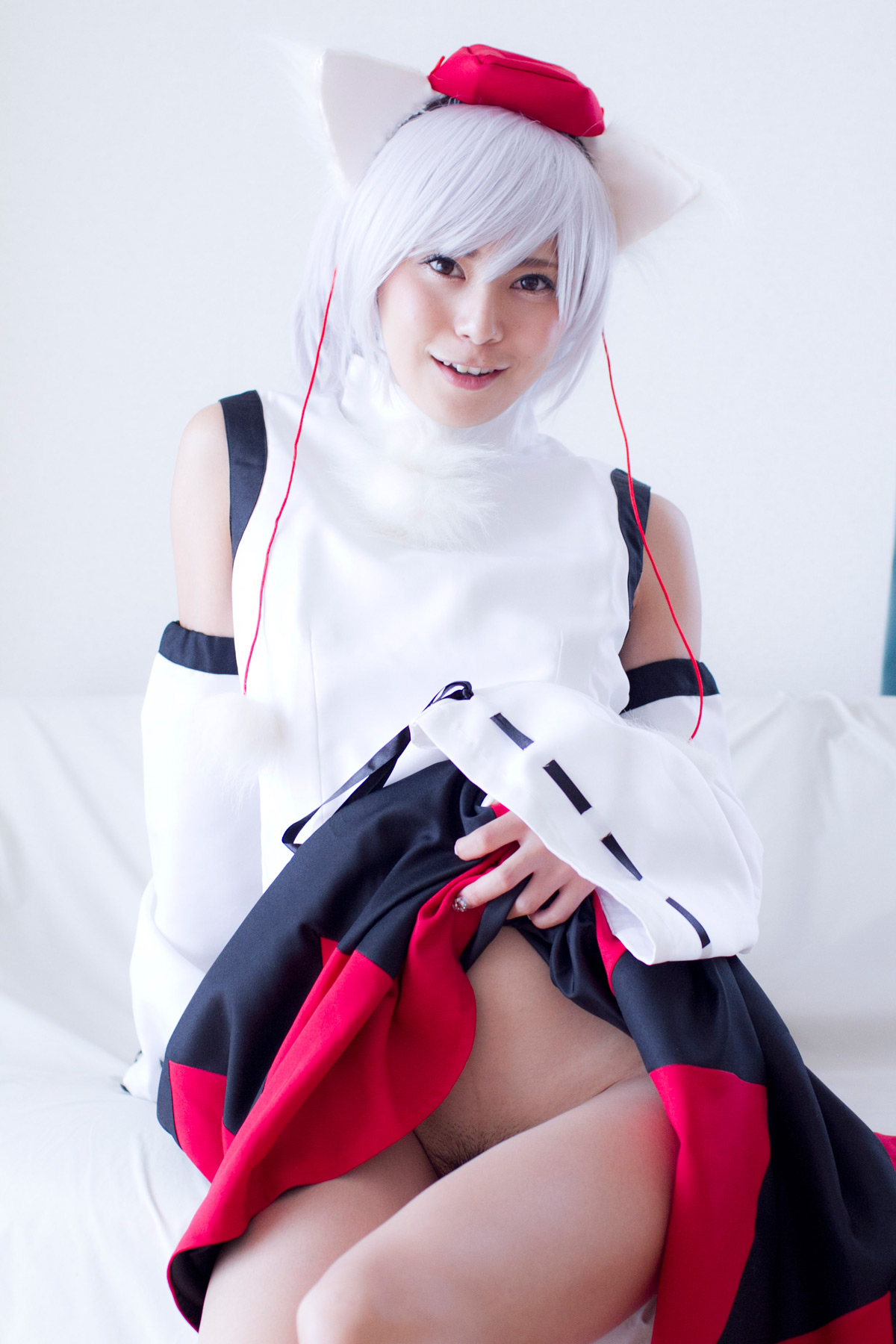 Hell world famous bullet shooting Touhou has received quite a thrill from ero Cosplay by a yuan(44)