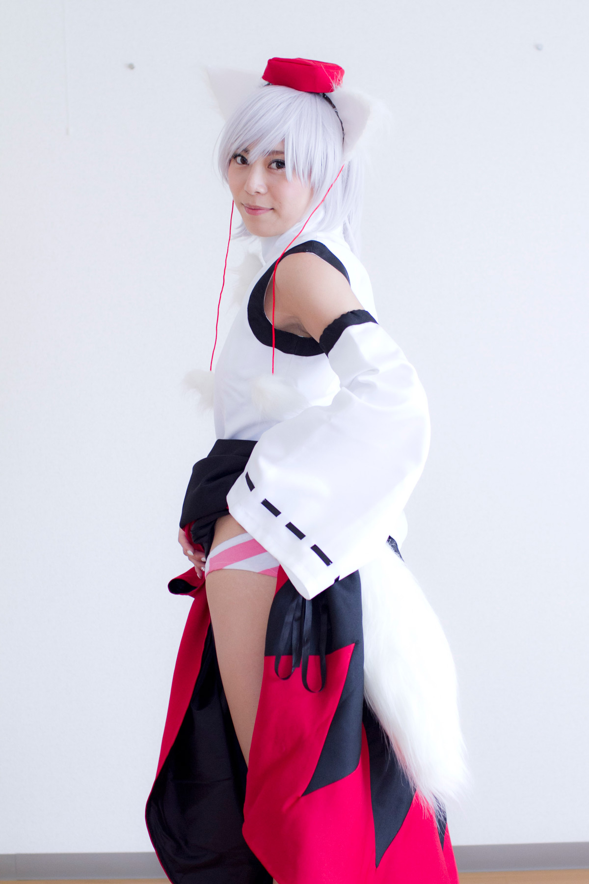 Hell world famous bullet shooting Touhou has received quite a thrill from ero Cosplay by a yuan(8)