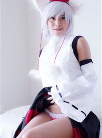 Hell world famous bullet shooting Touhou has received quite a thrill from ero Cosplay by a yuan(27)