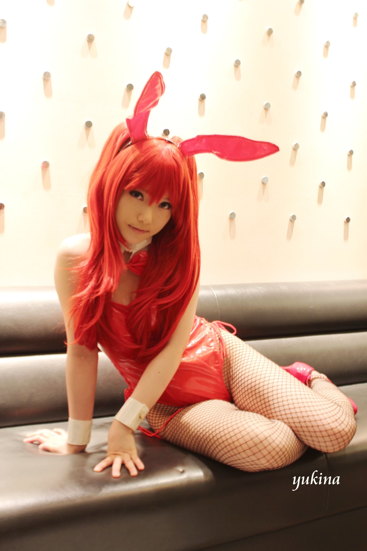 The sexy red Bunny takes pictures in private(9)