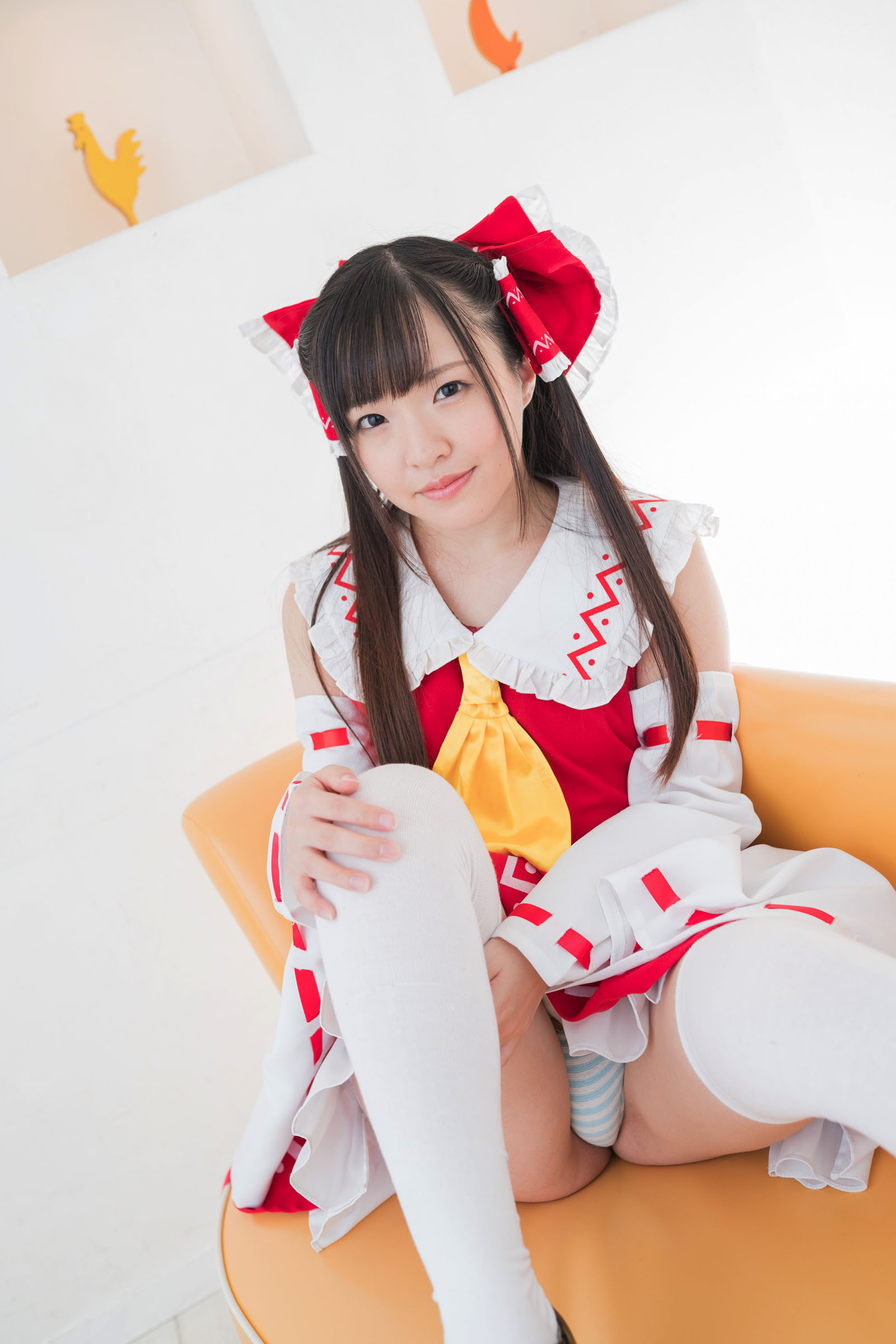 The attractive Japanese cosplayer slightly reveals her flat chest(29)