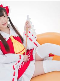 The attractive Japanese cosplayer slightly reveals her flat chest(16)