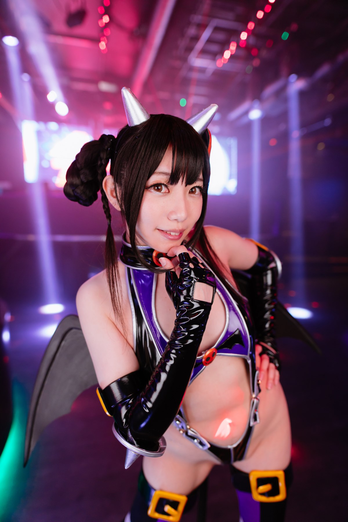 Coser girl dressed in Devil Costume(45)