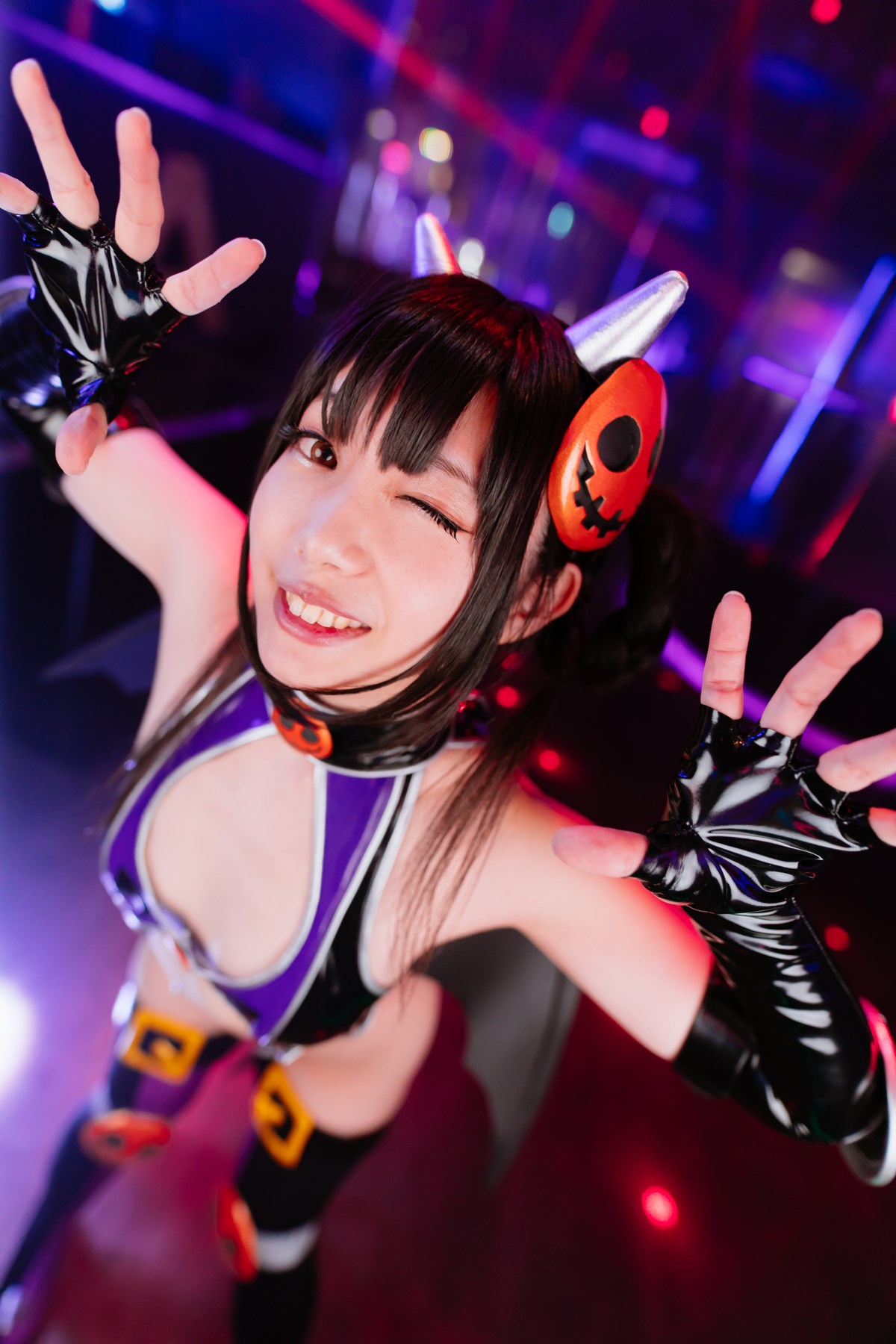 Coser girl dressed in Devil Costume(43)