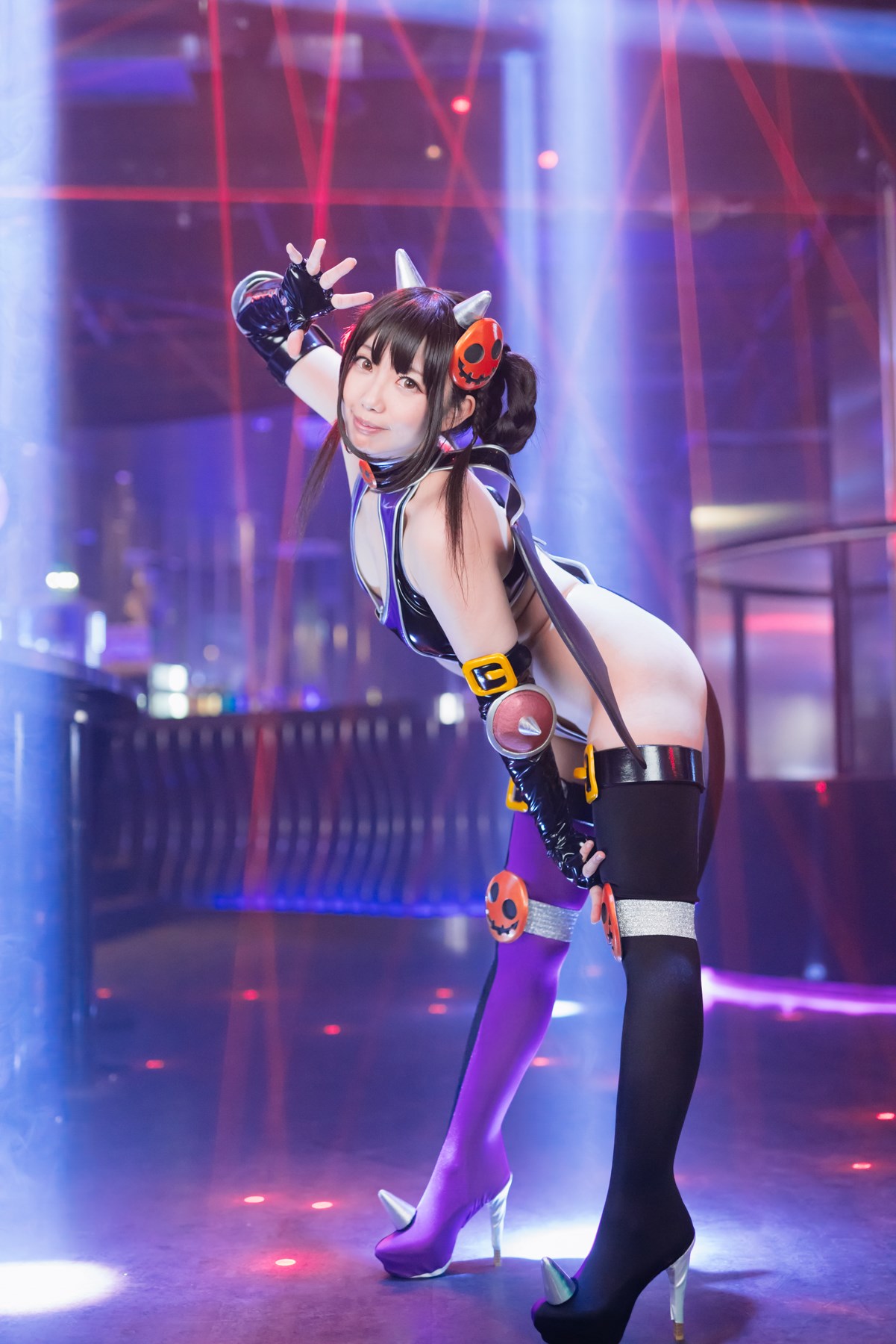 Coser girl dressed in Devil Costume(19)