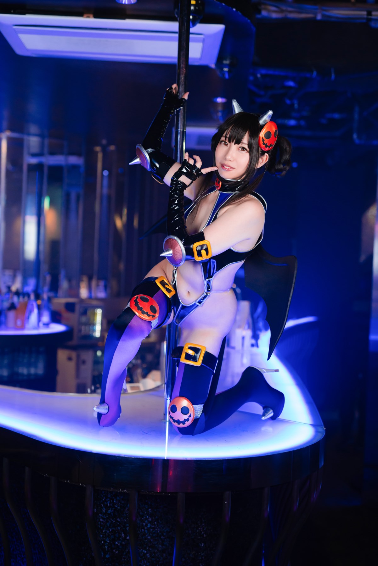 Coser girl dressed in Devil Costume(14)