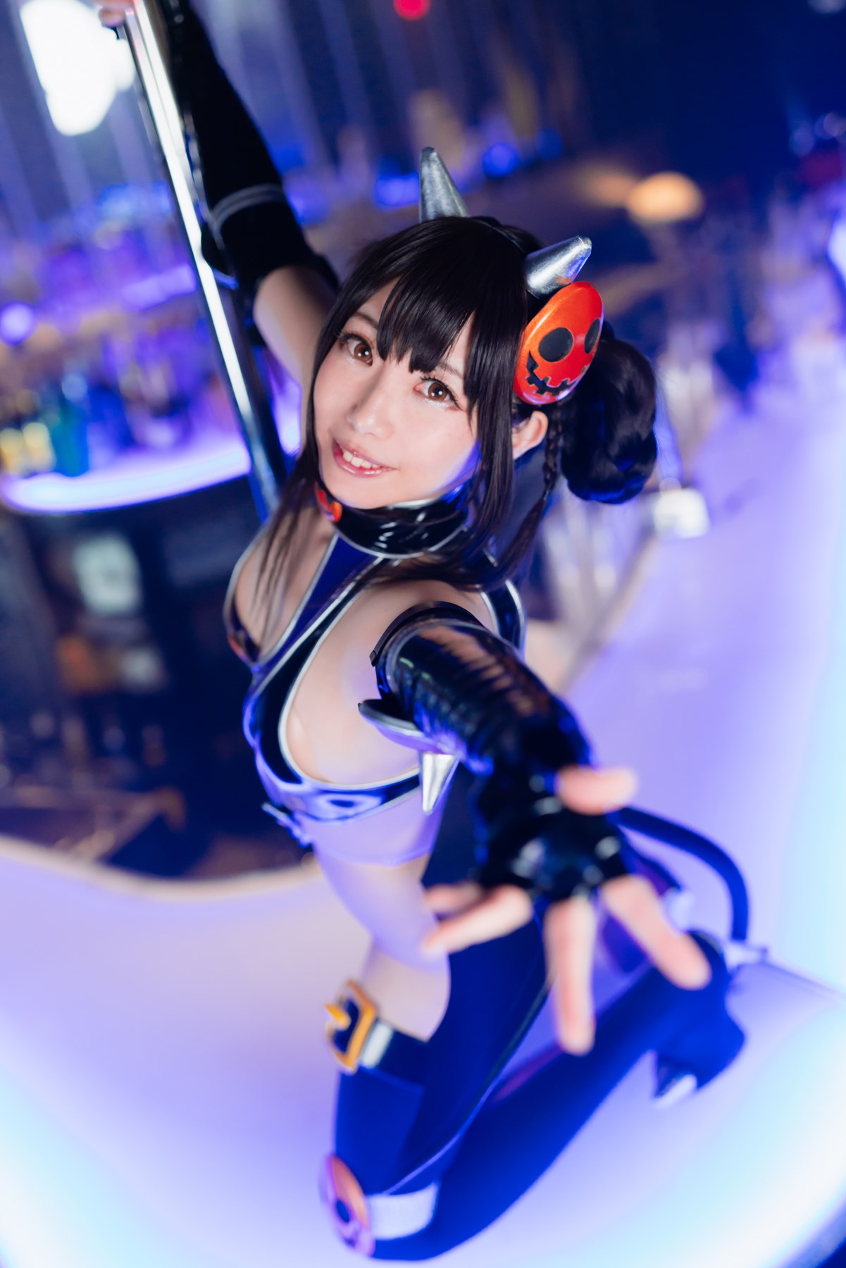 Coser girl dressed in Devil Costume(10)