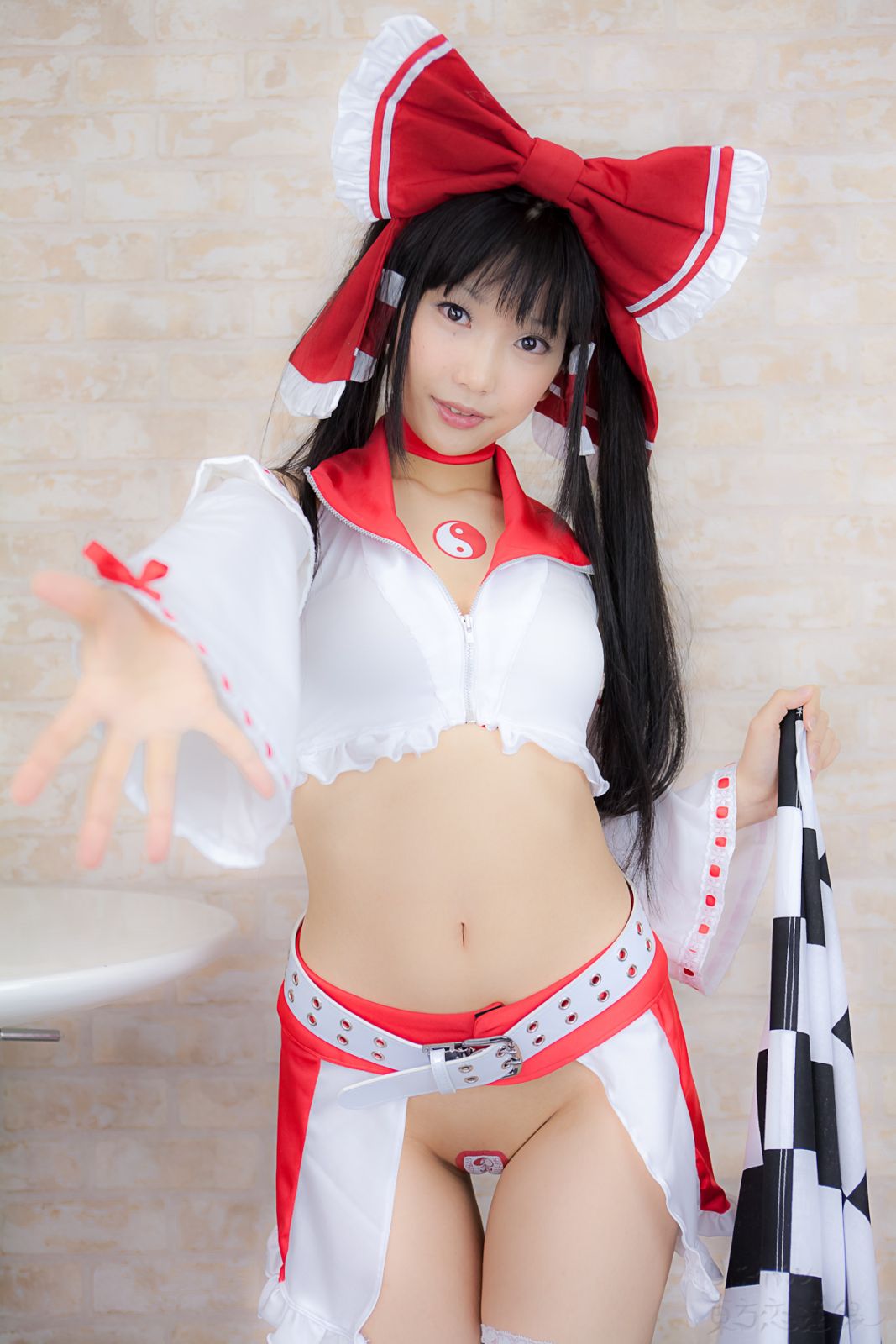 Ero Cosplay lenfried paipan Reimu competition(23)