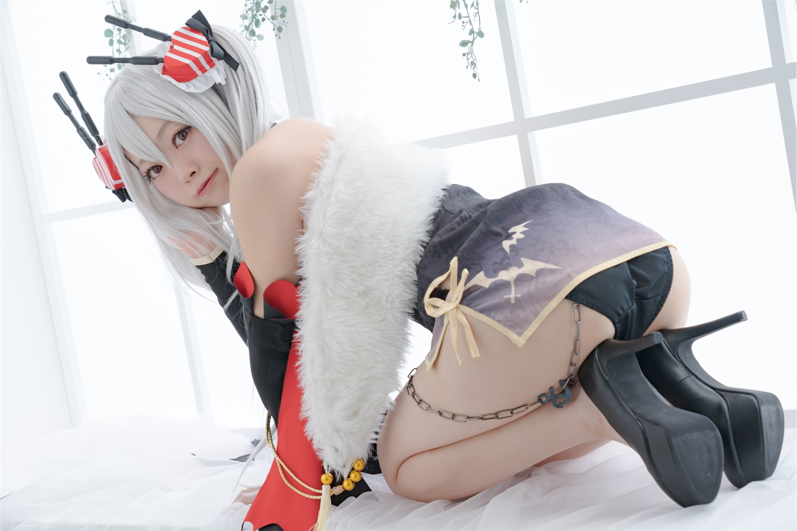 Azur Lane vampire Cosplay is full of loveliness(44)