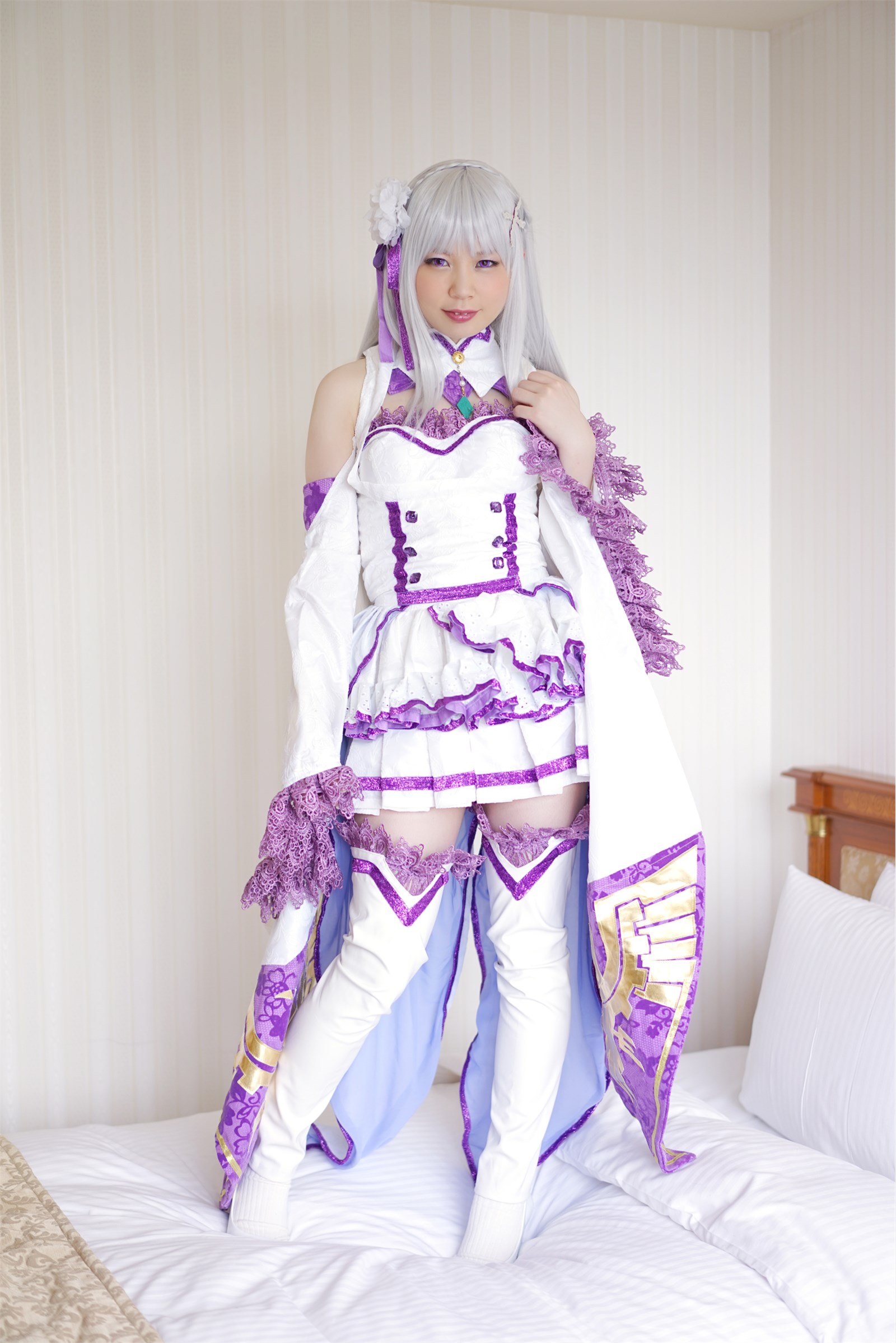 Smaller heroine beautiful Emilia ero cosplay(4)