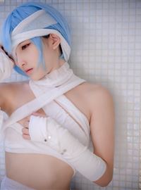 Large scale one eyed girls' sexy cos photos(8)