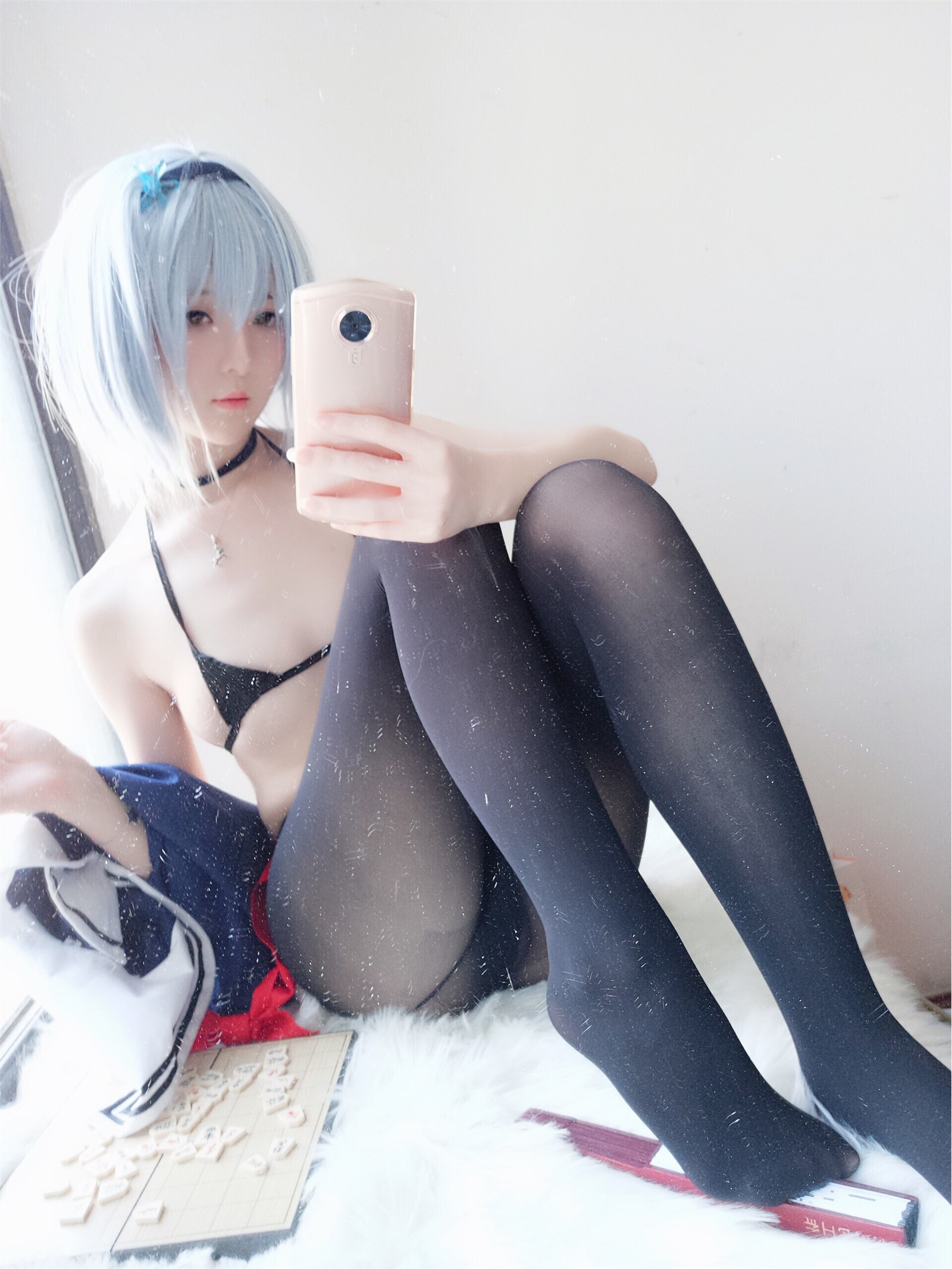 Lovely cosplayer Yi Xiaojiang sexy silk stockings photo(26)