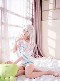 Loli girl with slender legs(7)