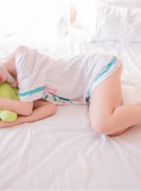 Loli girl with slender legs(31)