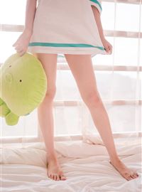 Loli girl with slender legs(47)