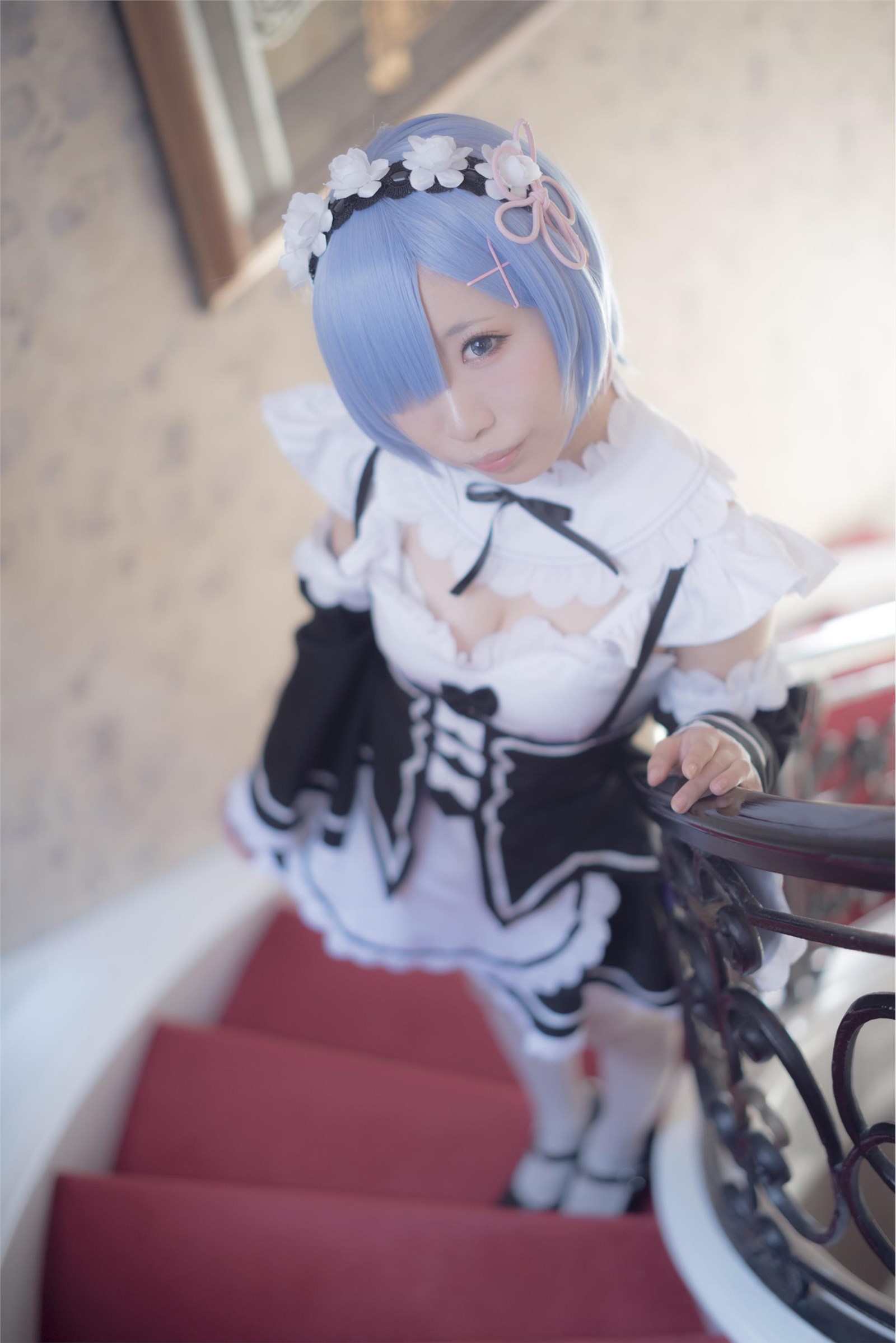 Gorgeous maid unifies girl's silk stockings cosplay(22)