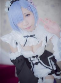Gorgeous maid unifies girl's silk stockings cosplay(17)