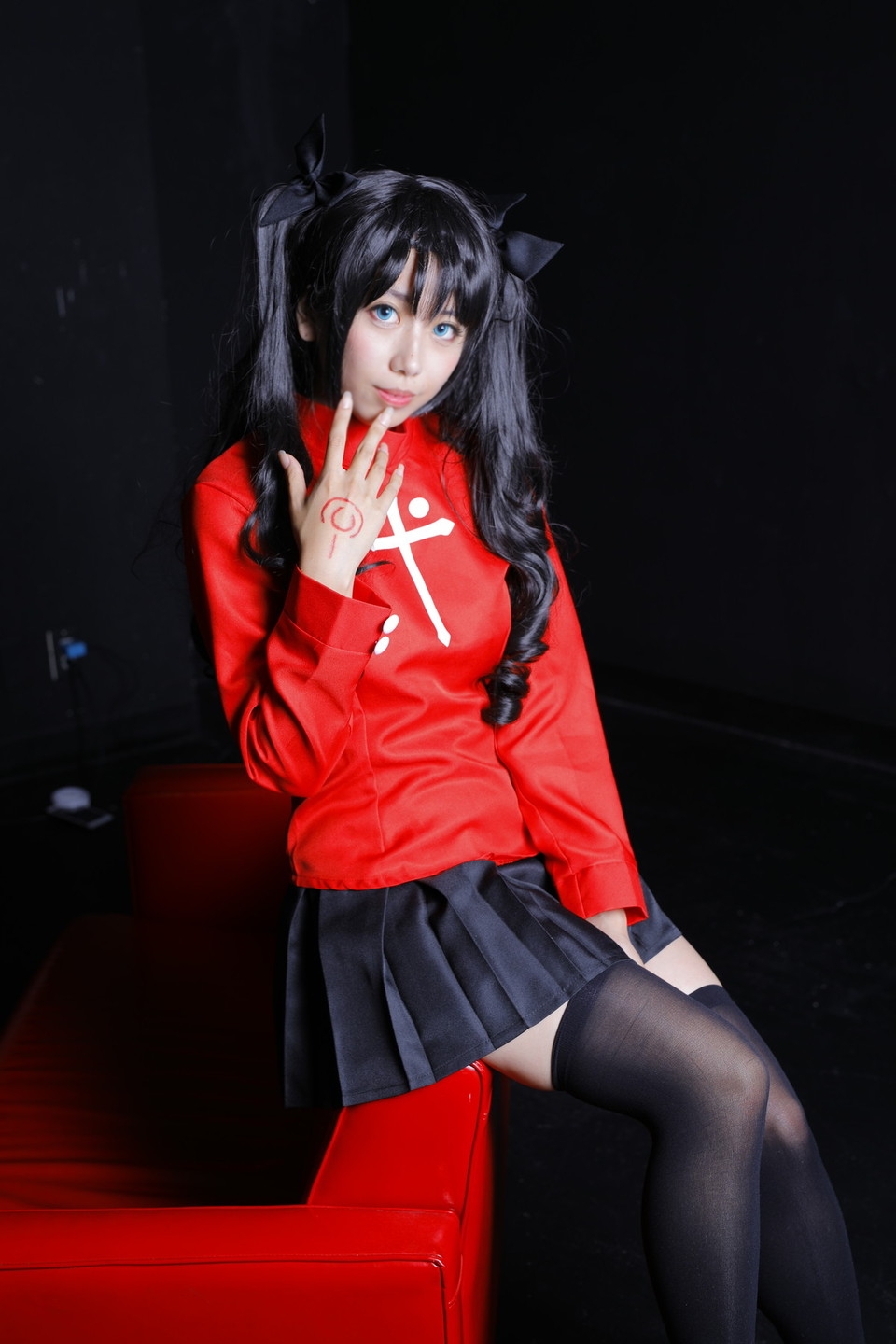 Rin tohsaka animation reality show charm and beautiful legs(2)