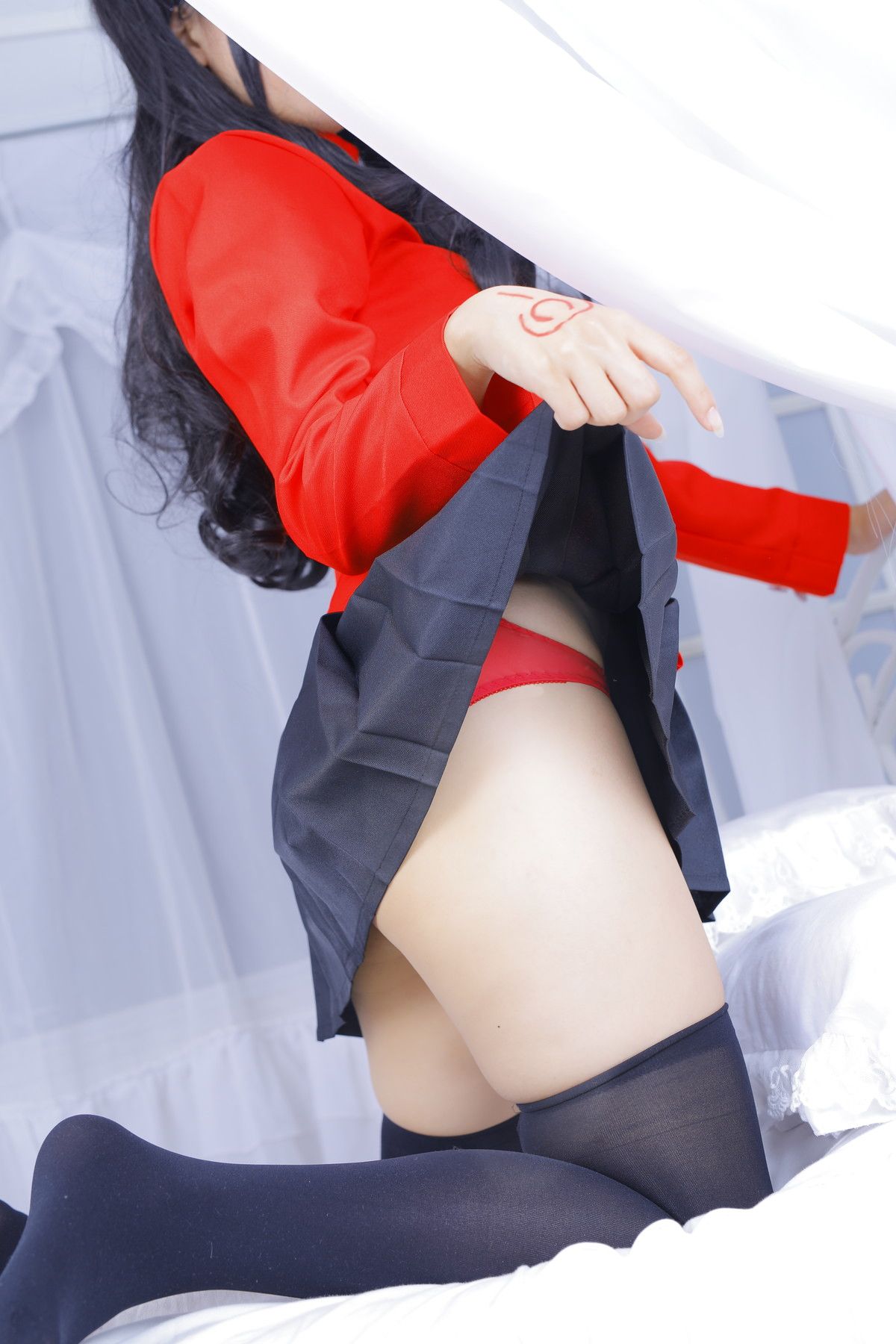 Rin tohsaka animation reality show charm and beautiful legs(46)