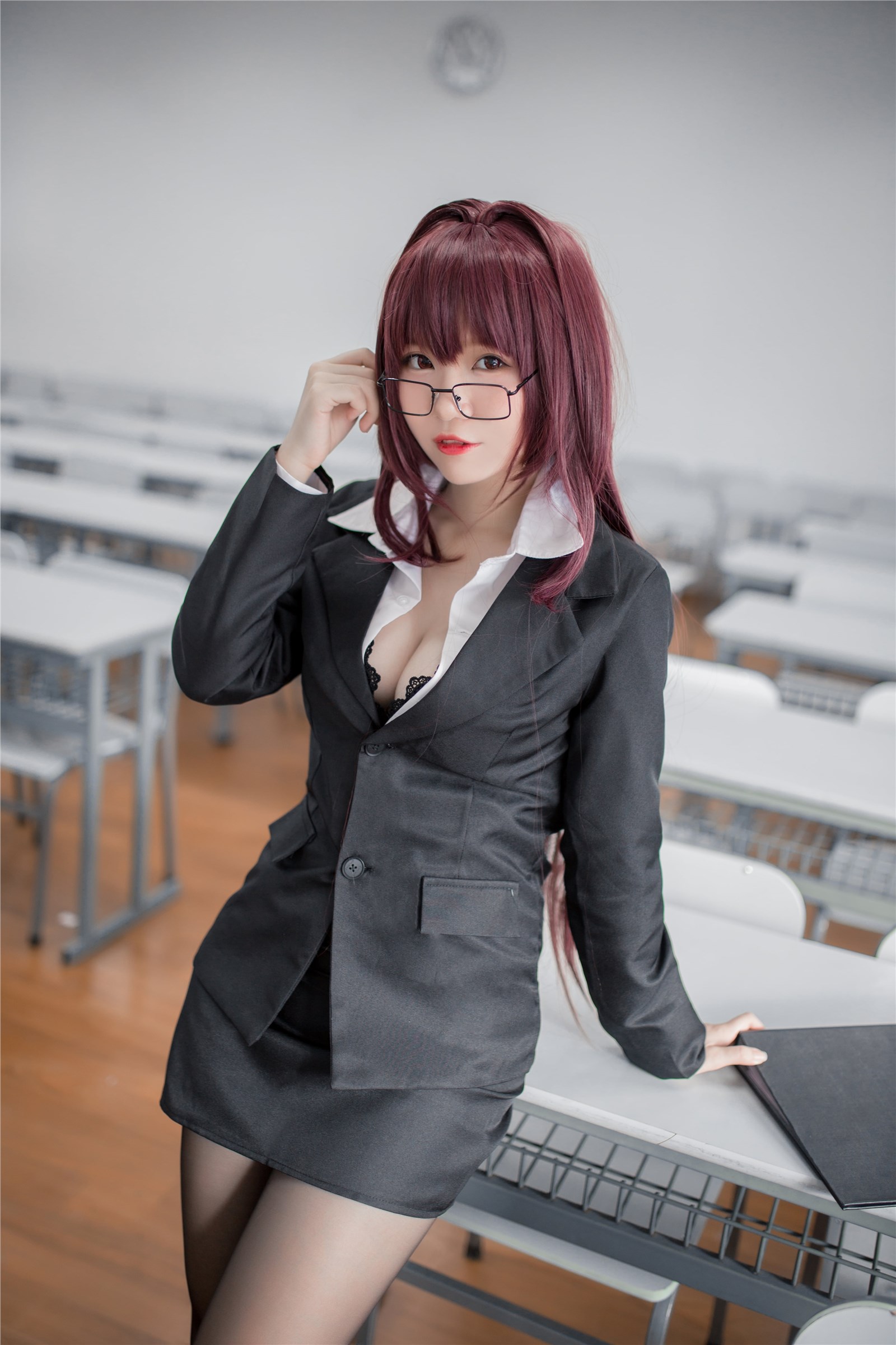 Office goddess teacher cosplay(2)