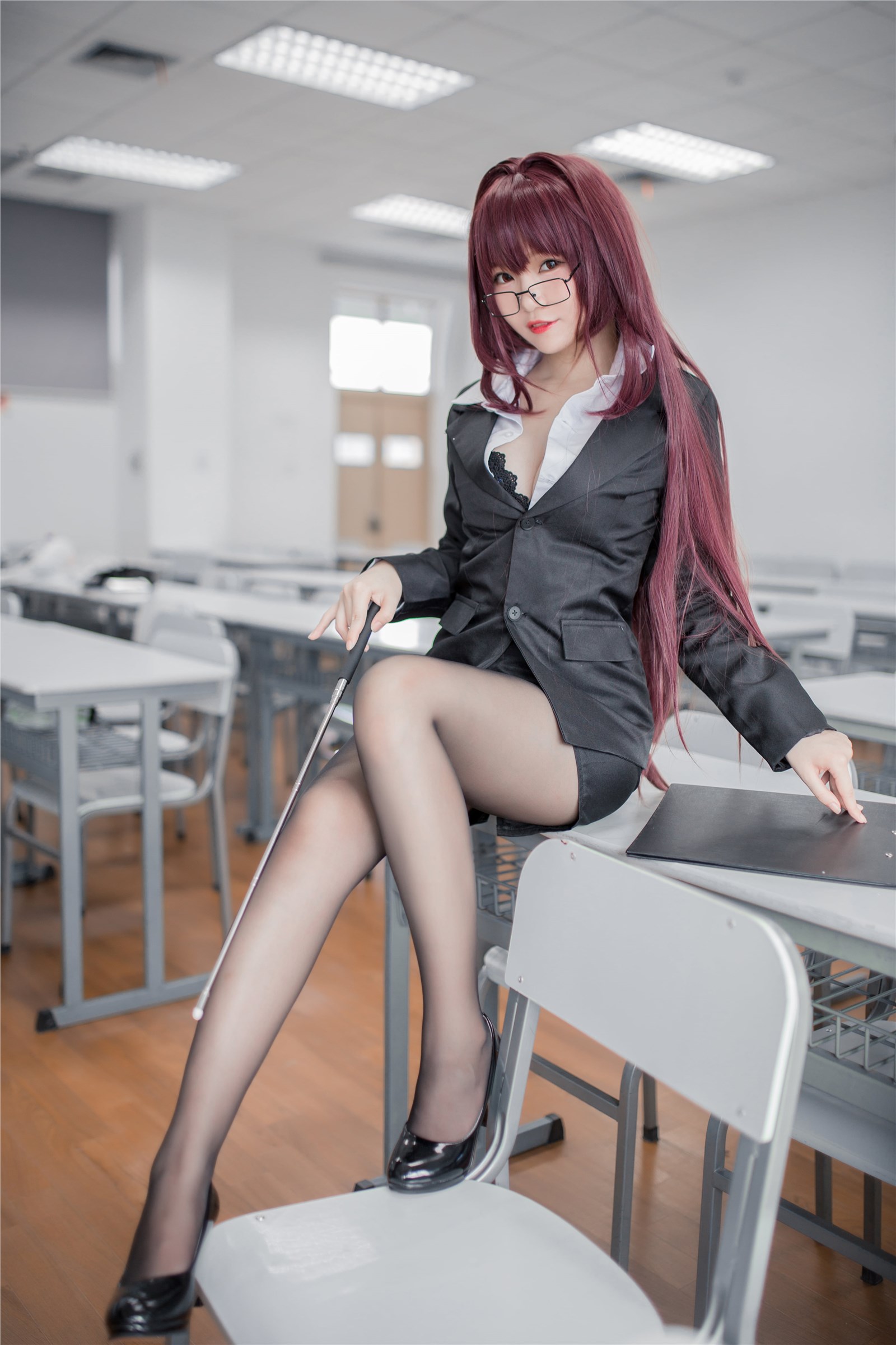 Office goddess teacher cosplay(7)