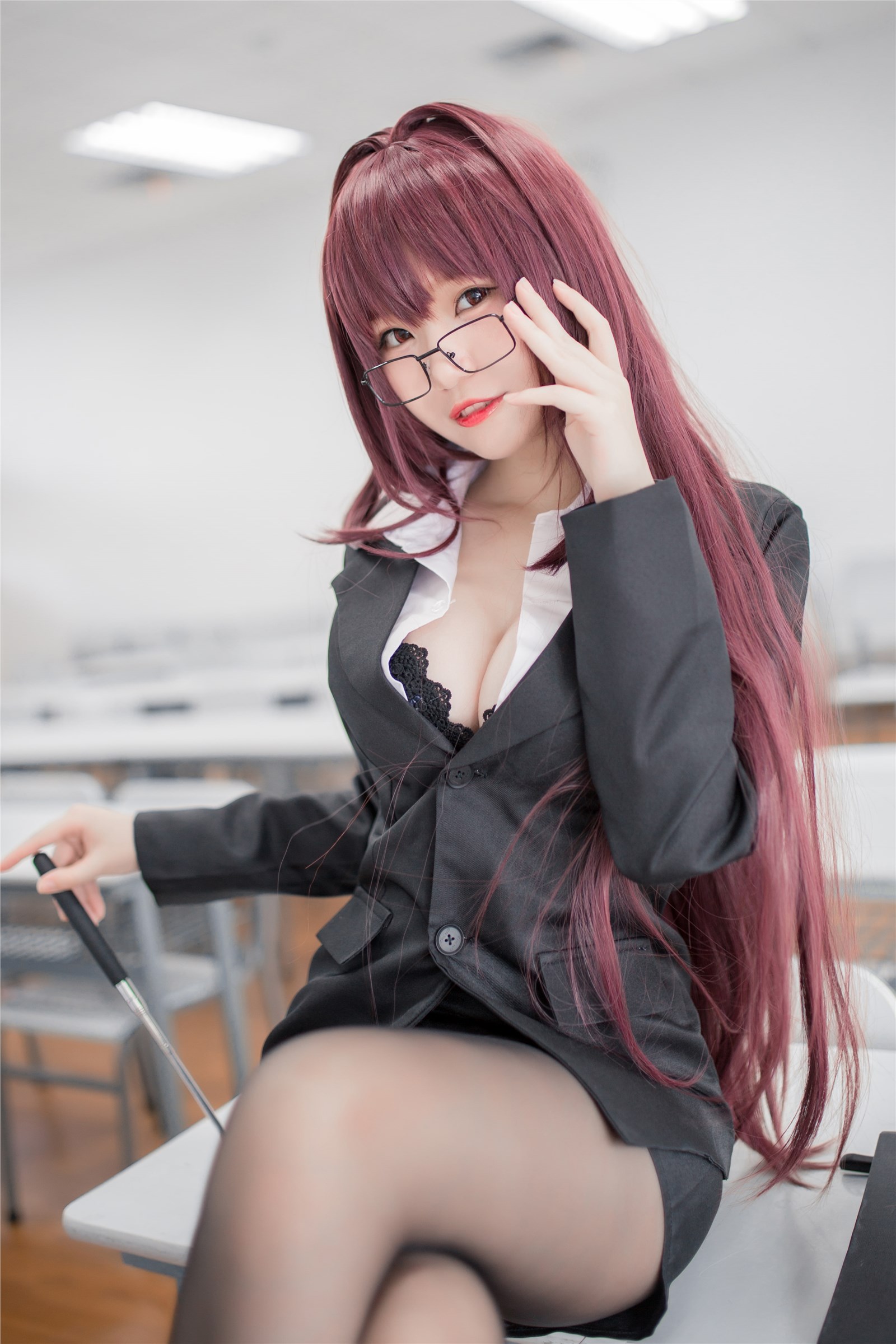 Office goddess teacher cosplay(6)