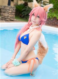 Swimming pool bikini girl's beautiful fox tail(64)