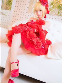 Elegant red dress beautiful little red shoes girl(13)