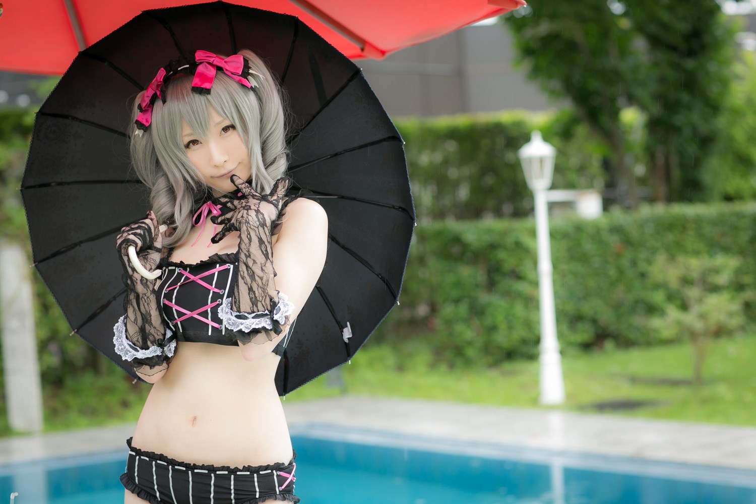 The combination of beautiful swimsuit and umbrella(28)