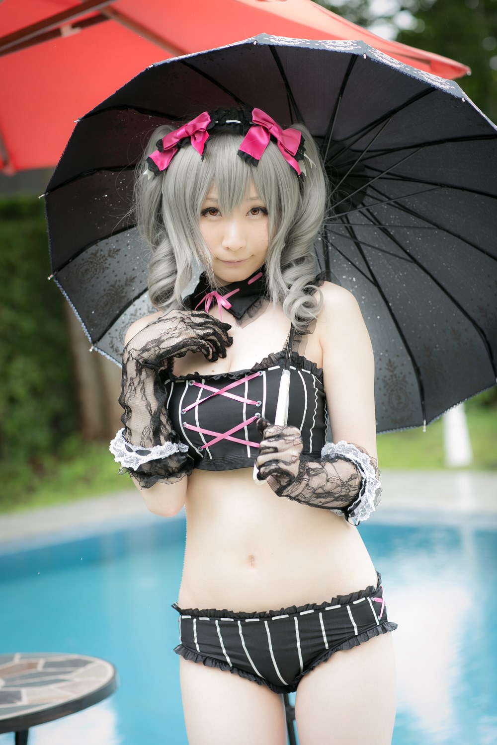 The combination of beautiful swimsuit and umbrella(27)