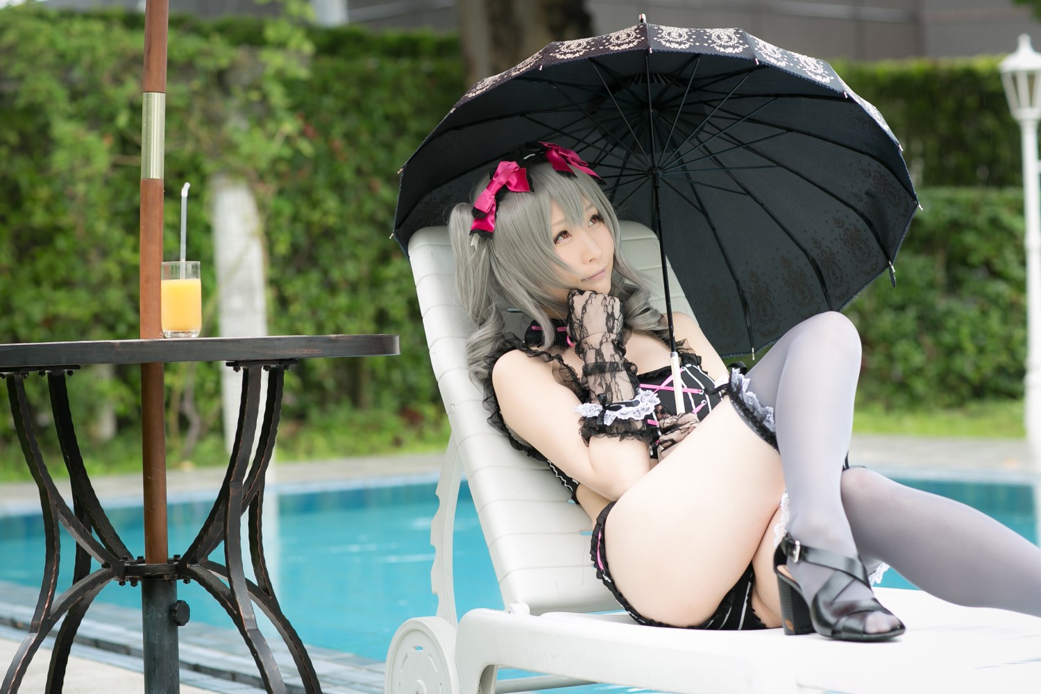 The combination of beautiful swimsuit and umbrella(41)