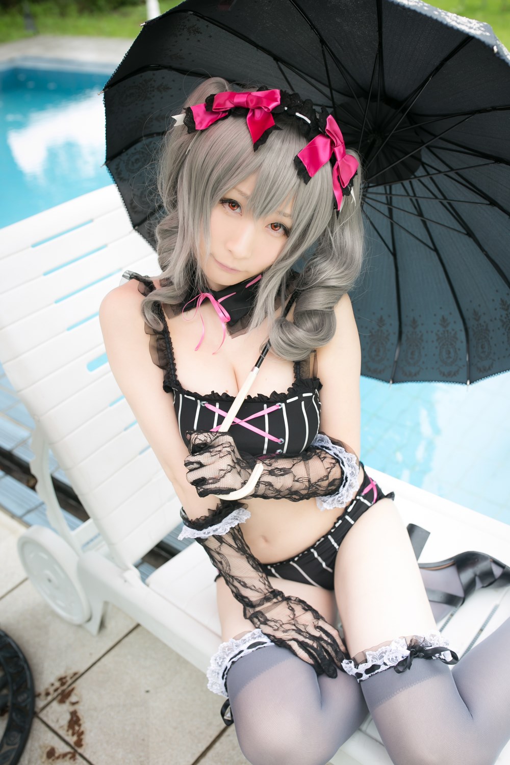 The combination of beautiful swimsuit and umbrella(60)