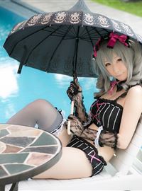 The combination of beautiful swimsuit and umbrella(10)