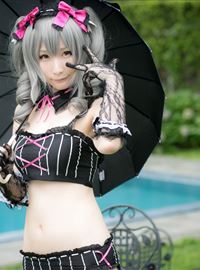 The combination of beautiful swimsuit and umbrella(6)