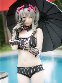 The combination of beautiful swimsuit and umbrella(39)