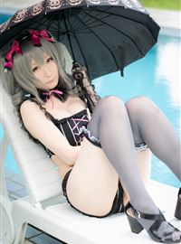 The combination of beautiful swimsuit and umbrella(50)
