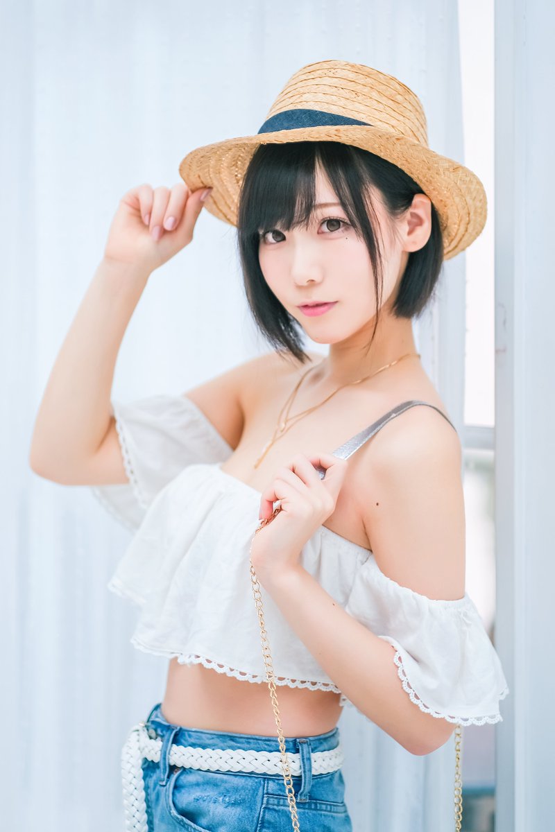 Summer girl wearing straw hat rabbit ear lotus official online licensing(29)