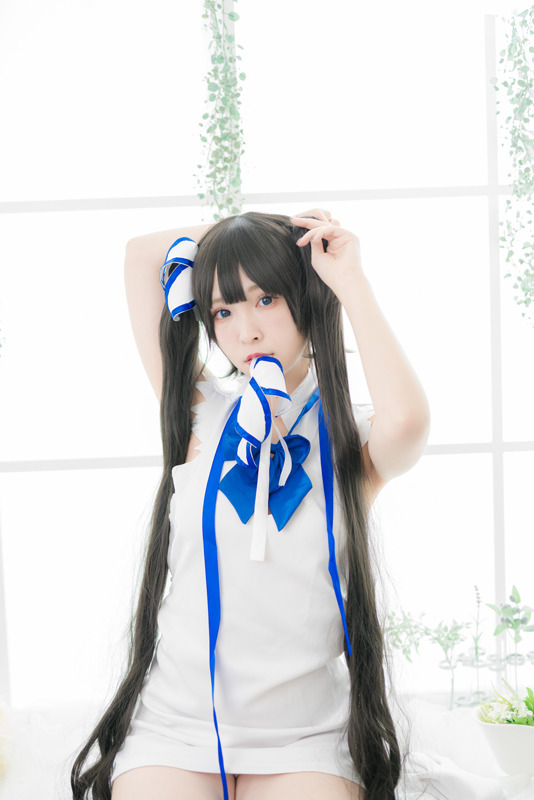 Hestia Cosplay: not sexy(1)